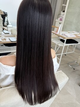 レヴィア(REVIA) レディースロングストレート艶髪