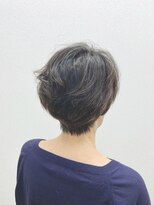 松本平太郎美容室 大宮店 白髪ぼかし、グラボブ系ショート/30代40代50代60代
