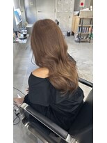 ラック(LUCK)&nbsp;レイヤーぱっつん前髪ステップボーンカットシルキー船橋/韓国