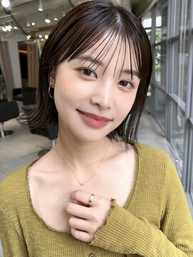 メゾンアクア 表参道(Maison ACQUA) ＋切りっぱなしボブルフ/黒髪ネビージュ/小顔ワンレン/縮毛矯正