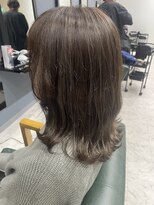 レナータ ヘア(Renata hair)&nbsp;大人可愛い40代50代60代ハイライトカラー/白髪ぼかしハイライト