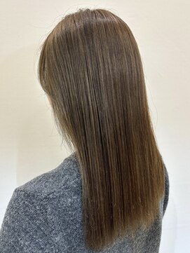 ピークアブー アヴェダ アトレ恵比寿(PEEK-A-BOO AVEDA) くすみベージュ　細めハイライト　さよなら赤みカラー　20代30代