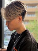 メンズバレイヤージュカラーハイライト刈り上げセンターパート