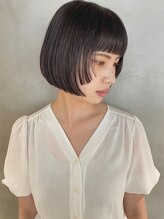 顔周り×レイヤー/顔の見え方が大きく変わる“印象操作”のカギ