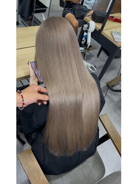 スワイ(SWAY) ブリーチ/髪質改善/ダブルカラー/レイヤーカット/ハイトーン/