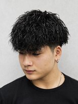 スター(STAR) メンズツイストスパイラル×黒髪マッシュ|無造作パーマ
