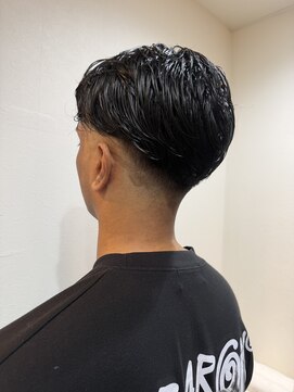 ネオバーバースタイルパラディソ(NeoBarberStylePARADISO) ツーブロックスキンフェード