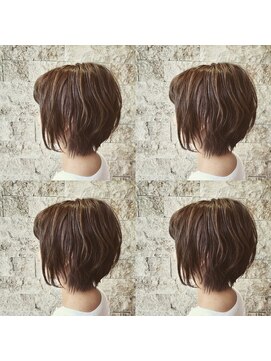 ウノプリール 京橋店(uno pulir) ゆるめクセ風大人ボブ