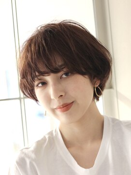 サーカス バイ ビュートリアム 青山(CIRCUS by BEAUTRIUM) レトロマッシュショート/大人ショートカット/30代/40代