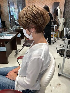 アース 福岡天神赤坂店(HAIR & MAKE EARTH) 白髪がで初めた方へ