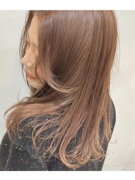 ペイジバイネオリーブ 吉祥寺店(Paige by Neolive) ピンクベージュ