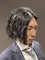 ビーダンディー(Bee dandy)&nbsp;ビジネスマンバンツイストスパイラルツーブロックスキンフェード