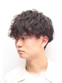 カジュアルハードツイストスパイラルパーマツーブロック