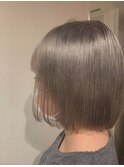 《三軒茶屋 Aria》透明感シアーカラーボブ＊ホワイトグレー