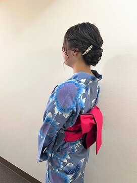 横濱ハイカラ美容院(haikara美容院) 浴衣着付けとヘアセット