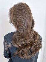 アイティーバイアルバム 松戸店(IT by ALBUM)&nbsp;アッシュベージュ_斜めバンググレージュカラー_ba462121