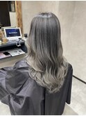 バレイヤージュ、ハイライト、レイヤーロング、グレーベージュ