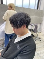 サンズ 梅田(SUNS)&nbsp;センターパートツイストスパイラル