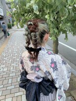 シャーマン(SHERMAN)&nbsp;ポニーテールツイン編み下ろし♪