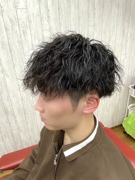 バーバー タカバタ 福井(Barber TAKABATA) ツイストスパイラルパーマ/波ウェーブ/スパイキーショート