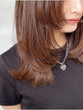 ラクレ(d.la cle) 2セクションの顔まわりレイヤーカット【ラクレ/西大分】