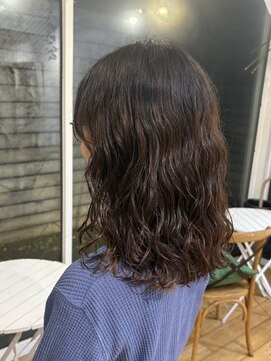 ガーランド (Garland) 似合わせミディアムパーマ 暗髪カラー ニュアンスパーマ