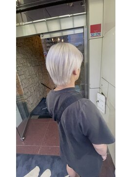 メンズハイトーン／ホワイト／池袋/ダブルカラー／ハイトーン