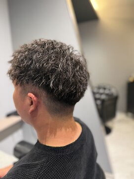ボルン(BOLEN) ショートツイスパ