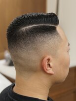 ザチョップショップ キチジョウジ(THE CHOP SHOP KICHIJOJI) サイドパートスキンフェードカットシェービング吉祥寺理容室