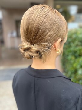 カインド 南青山(hair&make up KIND) カチモリスタイル タイトアレンジ