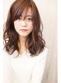 【adorable】長めバングで小顔♪スウィートフェミニンカール