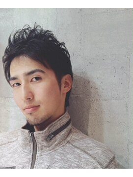 ハーティリー(HEARTILY) 黒髪束感ショート