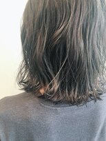 ラピ(Lapi) 肩で跳ねる外ハネロブ