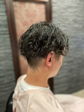 プレミアムバーバー 赤坂店(PREMIUM BARBER produce by HIRO GINZA) ツイストスパイラルパーマ【ヒロ銀座】赤坂/バーバー/パーマ