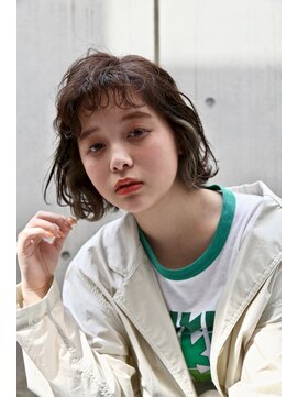 キサイ バズ(kisai BUZZ) kisaiBUZZ*西川史浩 インナーカラー×カーリーバング