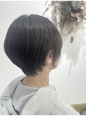 明るい白髪染め×前下がりショートボブ