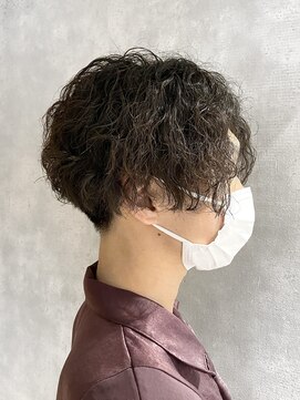 アイディール(:ideal) 20代30代40代☆刈り上げマッシュ×ツイストスパイラルパーマ☆