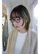 ヒメル(HML U/2A)&nbsp;レイヤーボブスタイル/イヤリングカラー/インナーカラー
