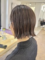 ファイブシーン アオヤマ(5SCENE AOYAMA)&nbsp;切りっぱなしボブミニボブパーマくびれボブ外ハネボブブリーチ