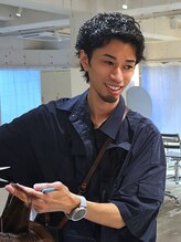 ストレータ バイ マリオ(Strata by mario) 横山 コウタ