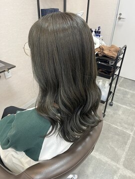 バセット バイ アルター 鎌取店(basset by aL-ter) オリーブグレー　[鎌取　カラー]