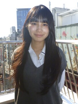 スタニング 渋谷(STUNNING.) 黒髪ロングレイヤー