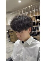 レボ(Revo) シャドーパーマ
