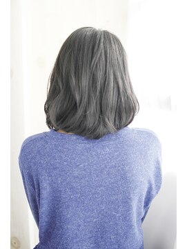 オルテプラスエヌ(horte +n) 20代30代40代　やさしい冬色・美形ロブ【京都駅】