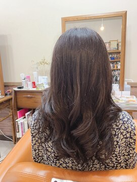 アンジェヘア(Ange-hair) 重めロングレイヤースタイル