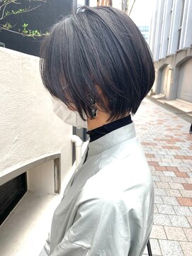 アフロートpd+ KOBE(AFLOATpd+) 大人可愛い20代30代40代黒髪前下がりショートボブ丸みショート