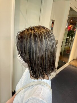 ダブル アンダーバー サロン(W_SALON) 【W_SALON 河原町】ハイライト/オリーブカラー/大人綺麗
