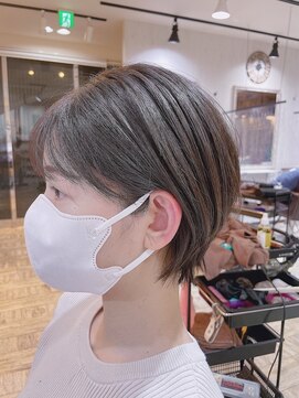 ティアラ 桜木町(TIARA) REAL SALON WORK~20代30代耳掛けショートボブ/丸みショートボブ