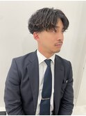 センターパート×メンズパーマ