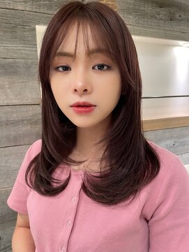 アイヴィ 表参道(IVY) 艶髪ピンクブラウンくびれヘア【肥田亜沙美】